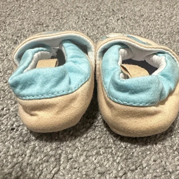 Adorable Elephant Print Kids Shoes - Blue and Tan - Picture 4 of 4